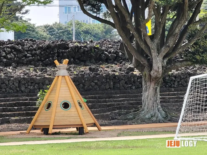 Where a Fortress Became a Schoolyard: Susan Jin, Seongsan-eup